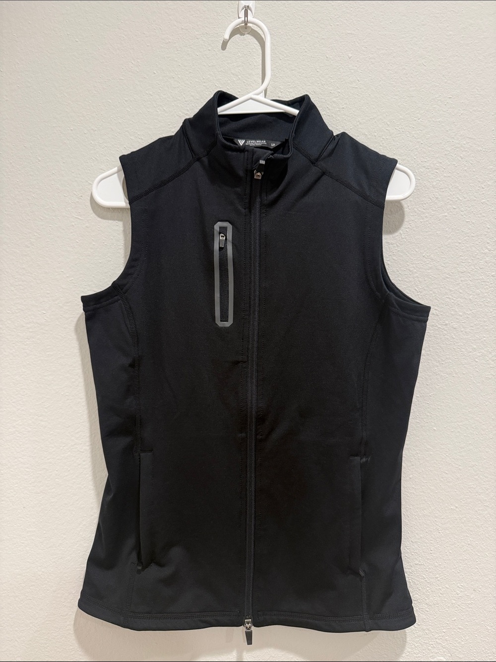 Levelwear Black Sleeveless Zip Vest - S/P